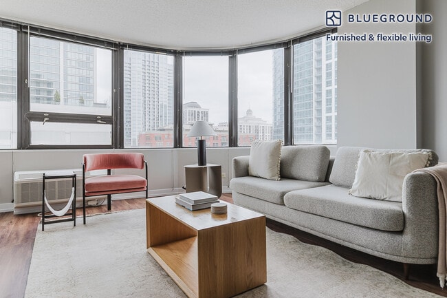1212 S Michigan Ave