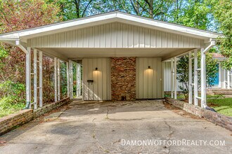 1827 Parkridge Dr in Jackson, MS - Building Photo - Building Photo