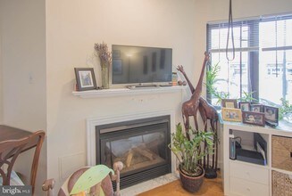 1926 16th St NW-Unit -1-1 in Washington, DC - Building Photo - Building Photo