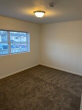 2528 Wayne St in Bellevue, NE - Building Photo - Building Photo