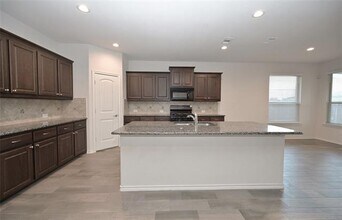 2340 Boot Jack Rd in Fort Worth, TX - Building Photo - Building Photo