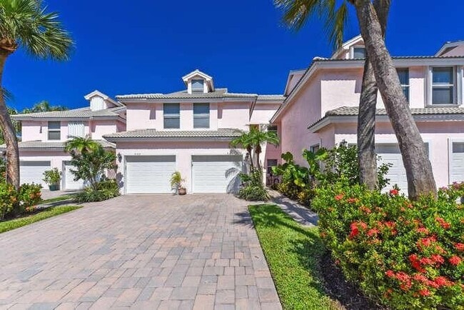 3104 Fairway Dr N in Jupiter, FL - Building Photo - Building Photo