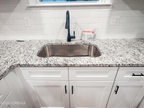 827 Rogers St in Lanoka Harbor, NJ - Building Photo - Building Photo