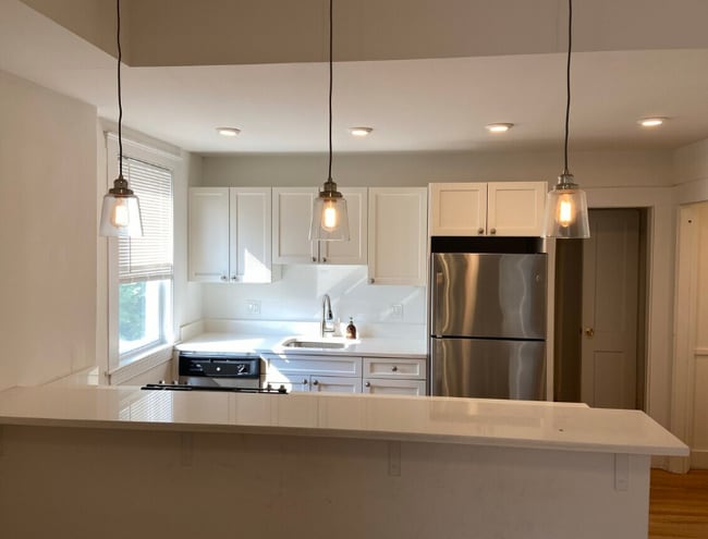 38 Newton St, Unit 1