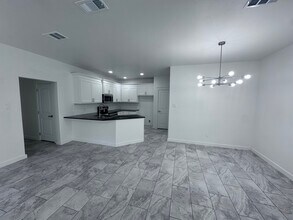 11902 Evanston Ave, Unit Unit A in Lubbock, TX - Building Photo - Building Photo