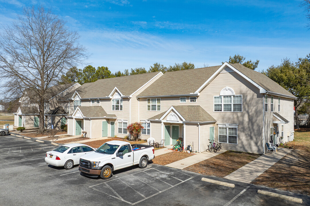 Mill Chase in Millsboro, DE - Foto de edificio