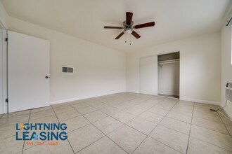 8144 Langdon Ave in Los Angeles, CA - Building Photo - Building Photo