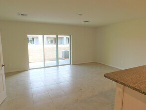 9026 Pinales Way in Davenport, FL - Building Photo - Building Photo