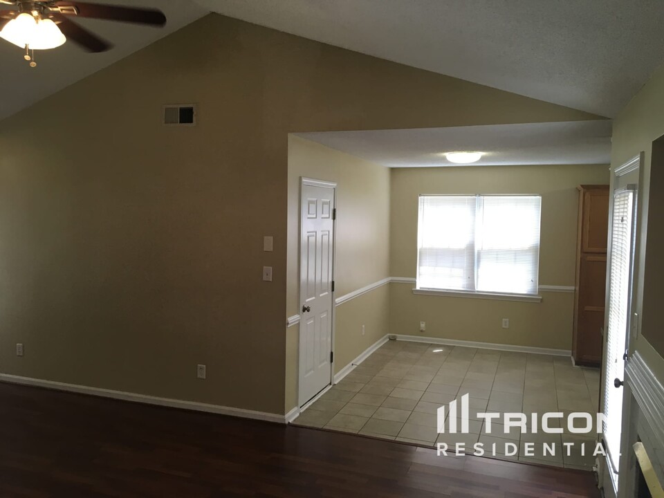 7504 Grabill Dr in Charlotte, NC - Building Photo