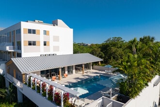 ELEMI in Miami, FL - Building Photo - Building Photo
