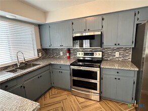 1419 Hyridge Cir in Round Rock, TX - Building Photo - Building Photo