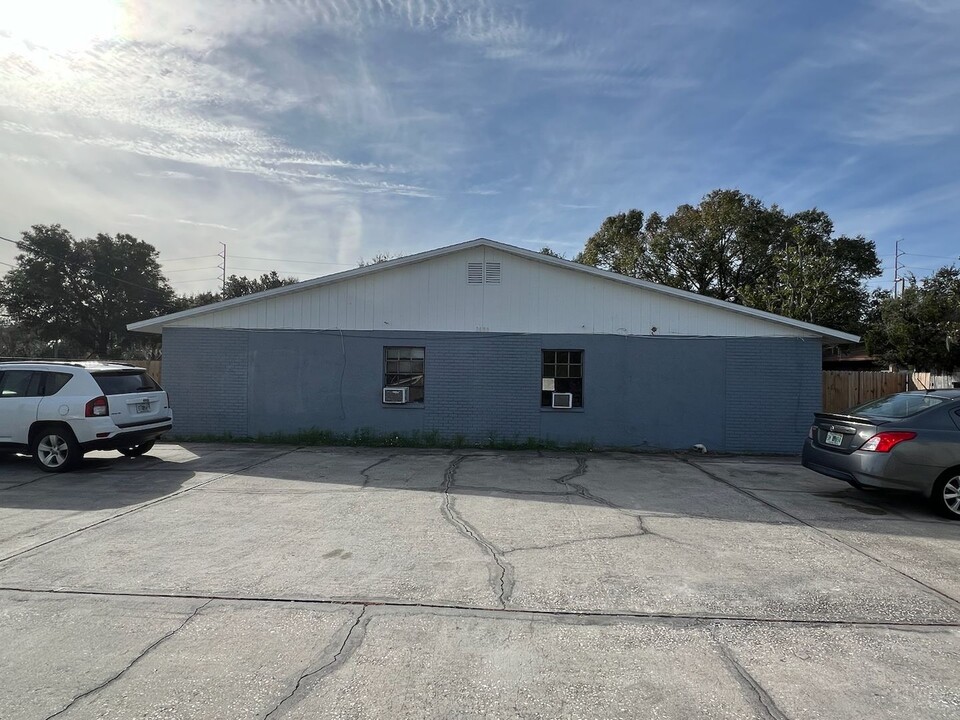 3080 St Paul Dr in Winter Haven, FL - Building Photo