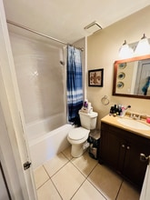 67 S Marbrisa Way in Kissimmee, FL - Foto de edificio - Building Photo