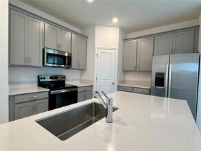 6473 Pine Warbler Wy in St. Cloud, FL - Building Photo - Building Photo