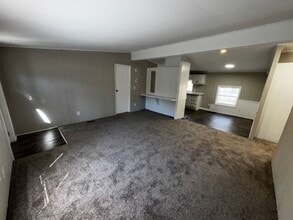 213 Walker Dr in Lincolnton, NC - Building Photo - Building Photo