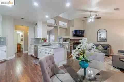 1720 Treehaven Ln in Tracy, CA - Building Photo - Building Photo