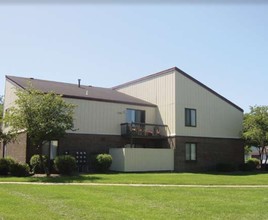 Boardwalk Apartments in Gary, IN - Building Photo - Building Photo