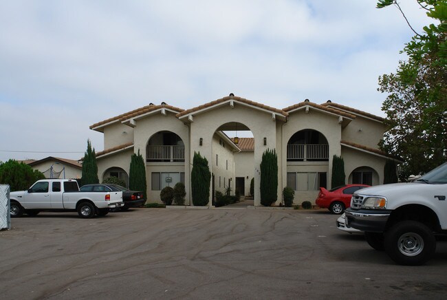 1422 Peach Ave in El Cajon, CA - Building Photo - Building Photo