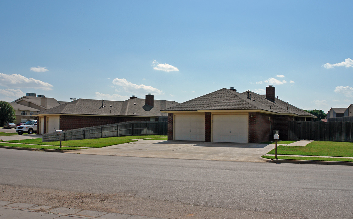 6502-6506 Albany Ave in Lubbock, TX - Building Photo