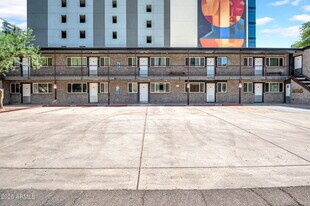 821 N 3rd St in Phoenix, AZ - Building Photo