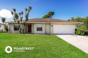 8434 Blackberry Rd in Ft. Myers, FL - Building Photo