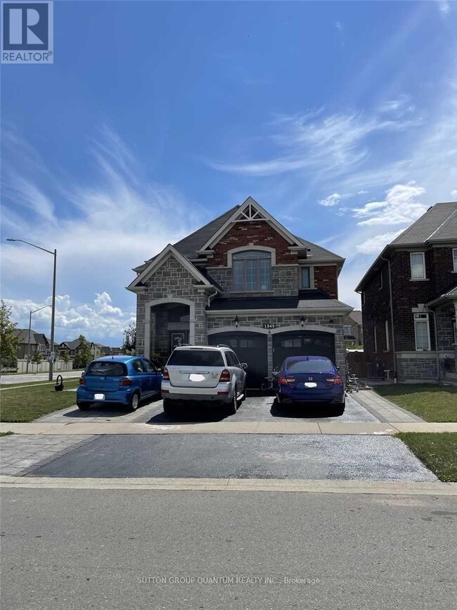 property at 1345 Hunter St