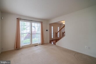 10955 Southcoate Village Dr in Bealeton, VA - Building Photo - Building Photo