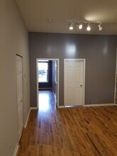 529 N Ashland Ave in Chicago, IL - Building Photo - Building Photo
