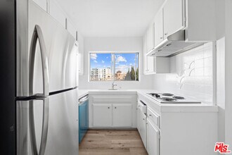 1420 S Bedford St in Los Angeles, CA - Building Photo - Building Photo