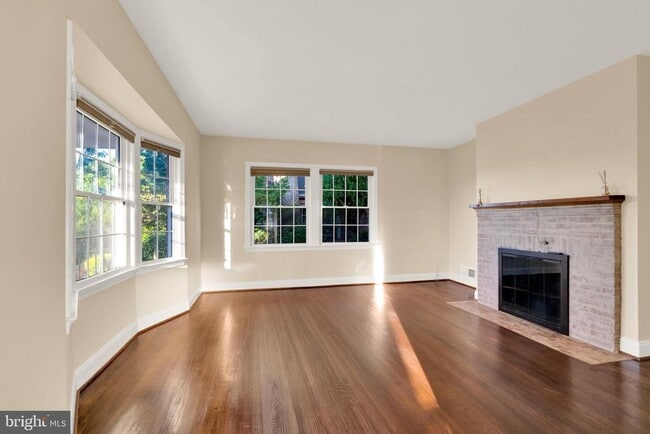 805 31st St S in Arlington, VA - Building Photo - Building Photo