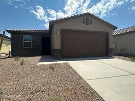10467 W Washburn St in Marana, AZ - Building Photo