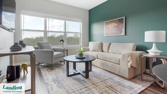 1010 Enclave Blvd in Edwardsville, IL - Building Photo