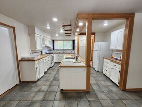 5007 W Irving St in Pasco, WA - Building Photo - Building Photo