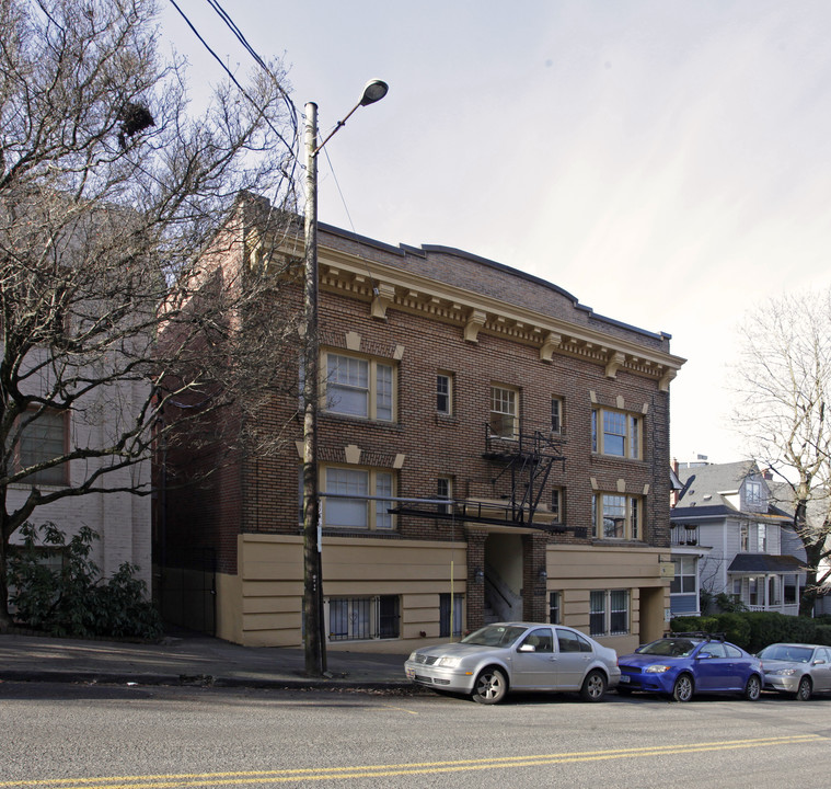 The Belvoir in Portland, OR - Building Photo