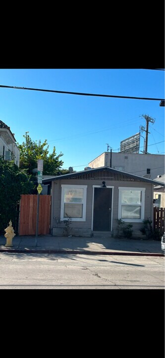 4638 Prospect Ave in Los Angeles, CA - Building Photo