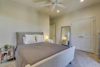 124 Cumberland Rd in Austin, TX - Building Photo - Building Photo