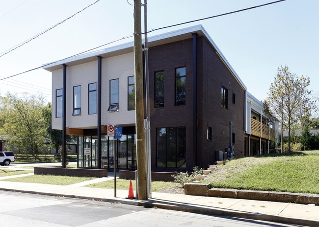North Fourth in Nashville, TN - Foto de edificio - Building Photo