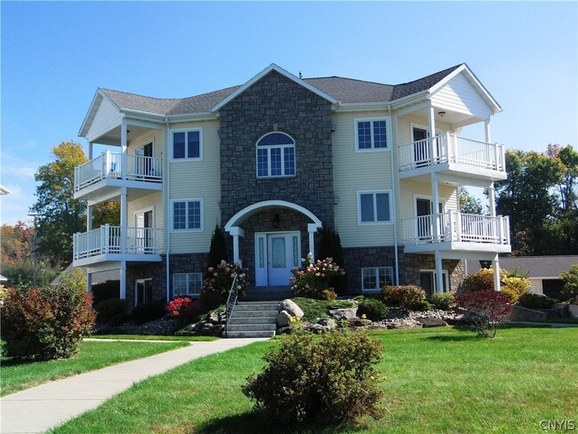 property at 34 Dockside Dr