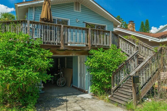 property at 3315 W Empedrado St