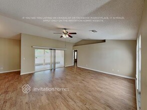 2211 Lake Pointe Cir in Leesburg, FL - Foto de edificio - Building Photo