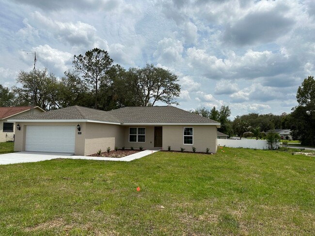 4394 SW 142nd Pl in Ocala, FL - Building Photo - Building Photo