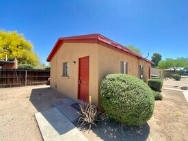 1639 E Hedrick Dr in Tucson, AZ - Building Photo