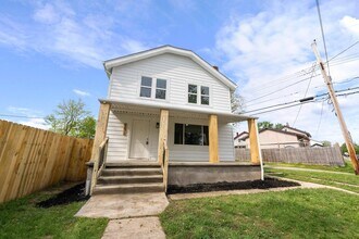 2671 Whitehead Rd in Columbus, OH - Building Photo - Building Photo
