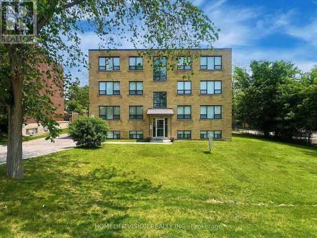 property at 9901-9901 Yonge St
