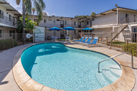 El Capitan Apartments in Lakeside, CA - Foto de edificio - Building Photo