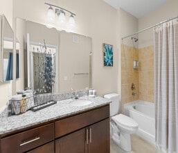 Album Monterey Pointe 55+ Active Adult Apartment Homes in Kissimmee, FL - Foto de edificio - Building Photo