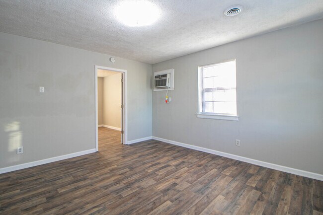 12-412 Thompsonville Ln in Oak Grove, KY - Building Photo - Building Photo