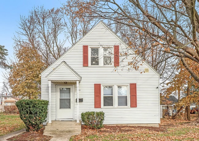 property at 405 E Woodside St