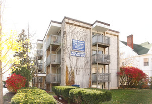 University Plaza Apartments