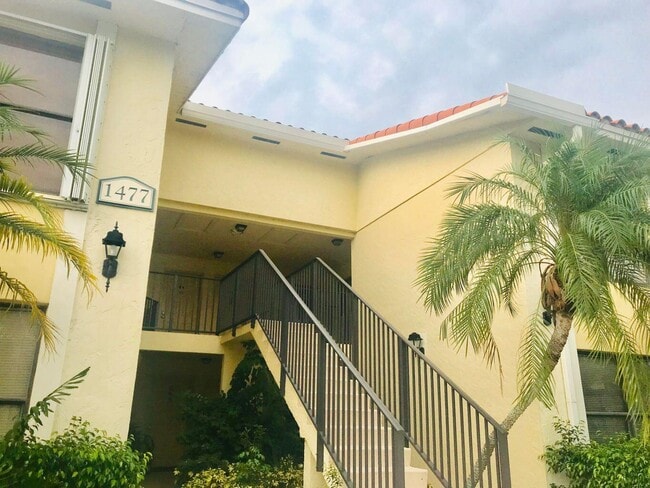 property at 1477 Lake Crystal Dr